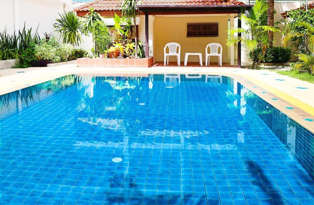 Arabella Villas Pattaya Esterno foto