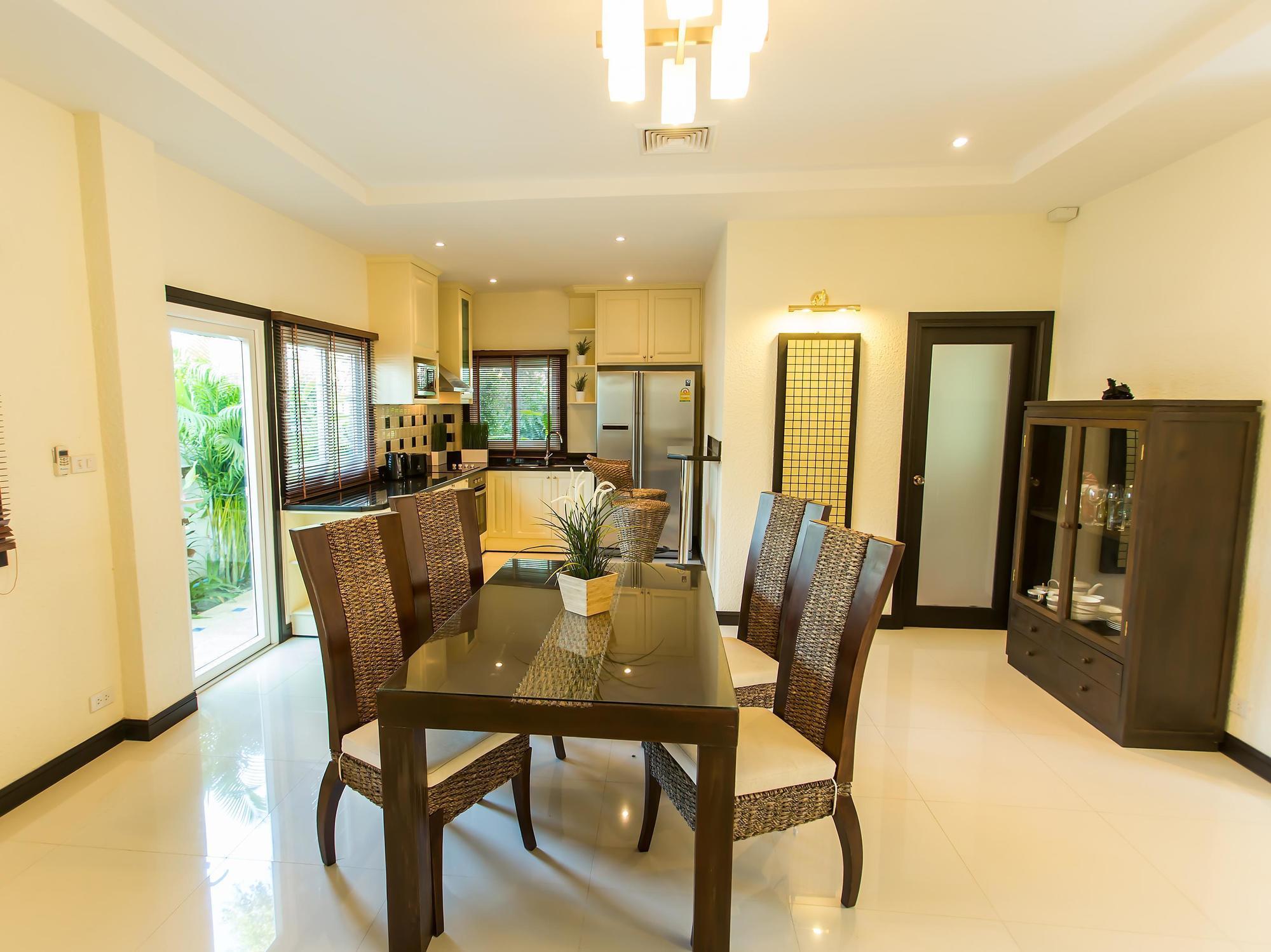 Arabella Villas Pattaya Esterno foto