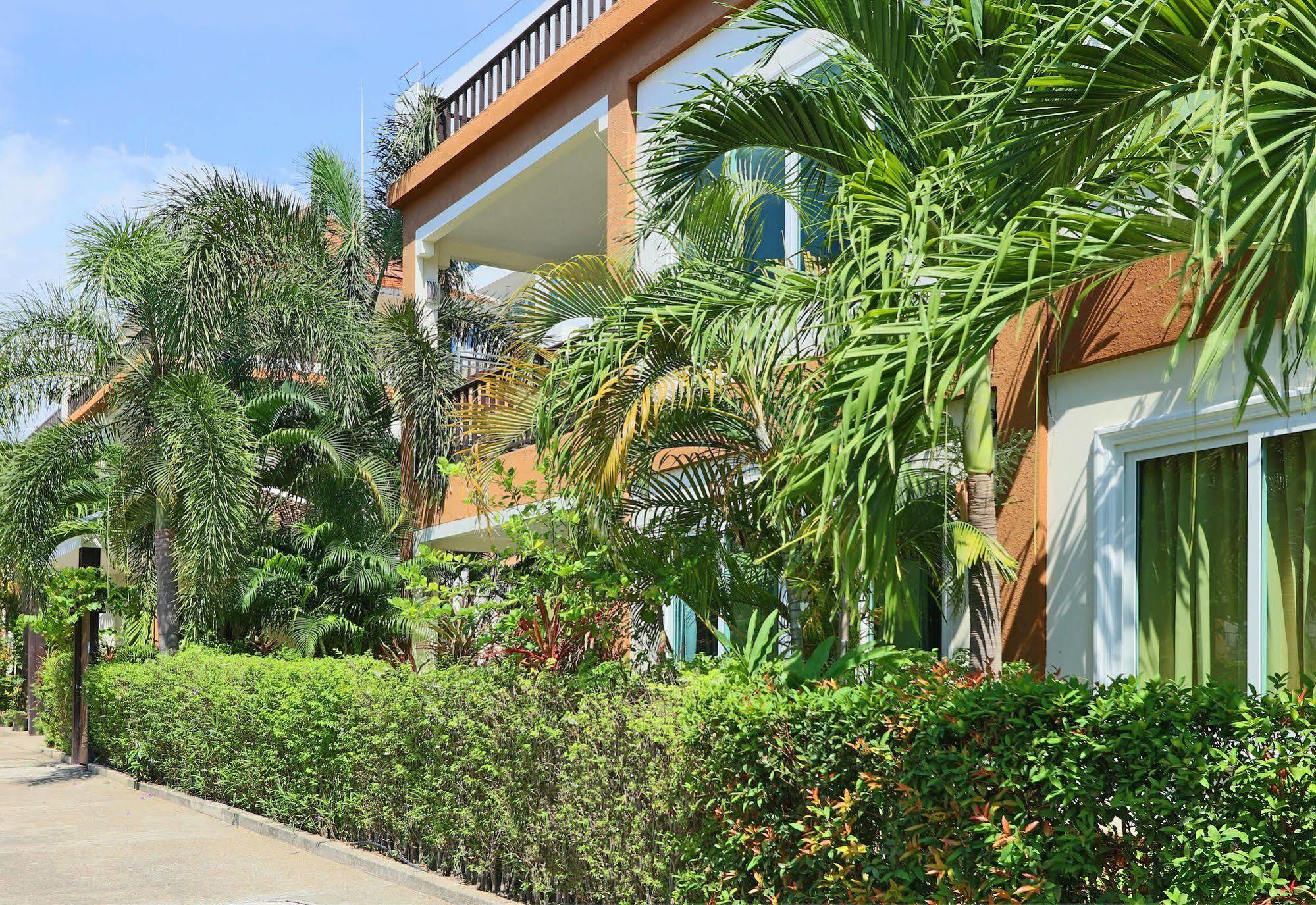 Arabella Villas Pattaya Esterno foto